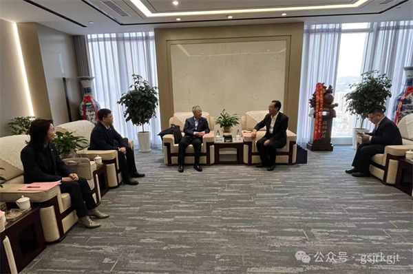 华体会手机网页版登录入口与浦发银行兰州分行交流座谈